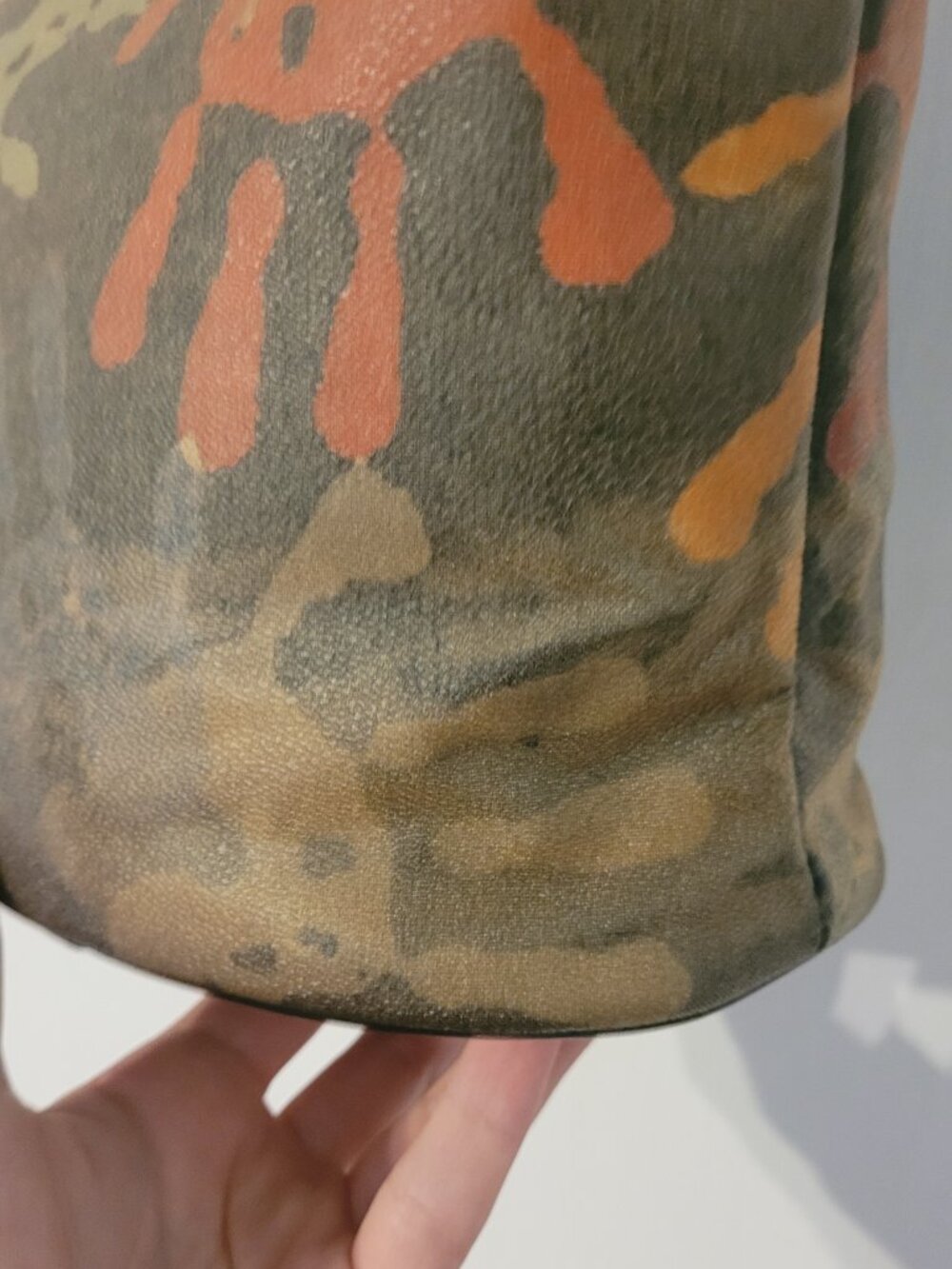 Vintage Limited Edition Dooney & Bourke Mini Bucket Bag Multicolor Handprint - Picture 4 of 10